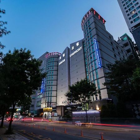 Symphony Hotel Σουγόν Εξωτερικό φωτογραφία