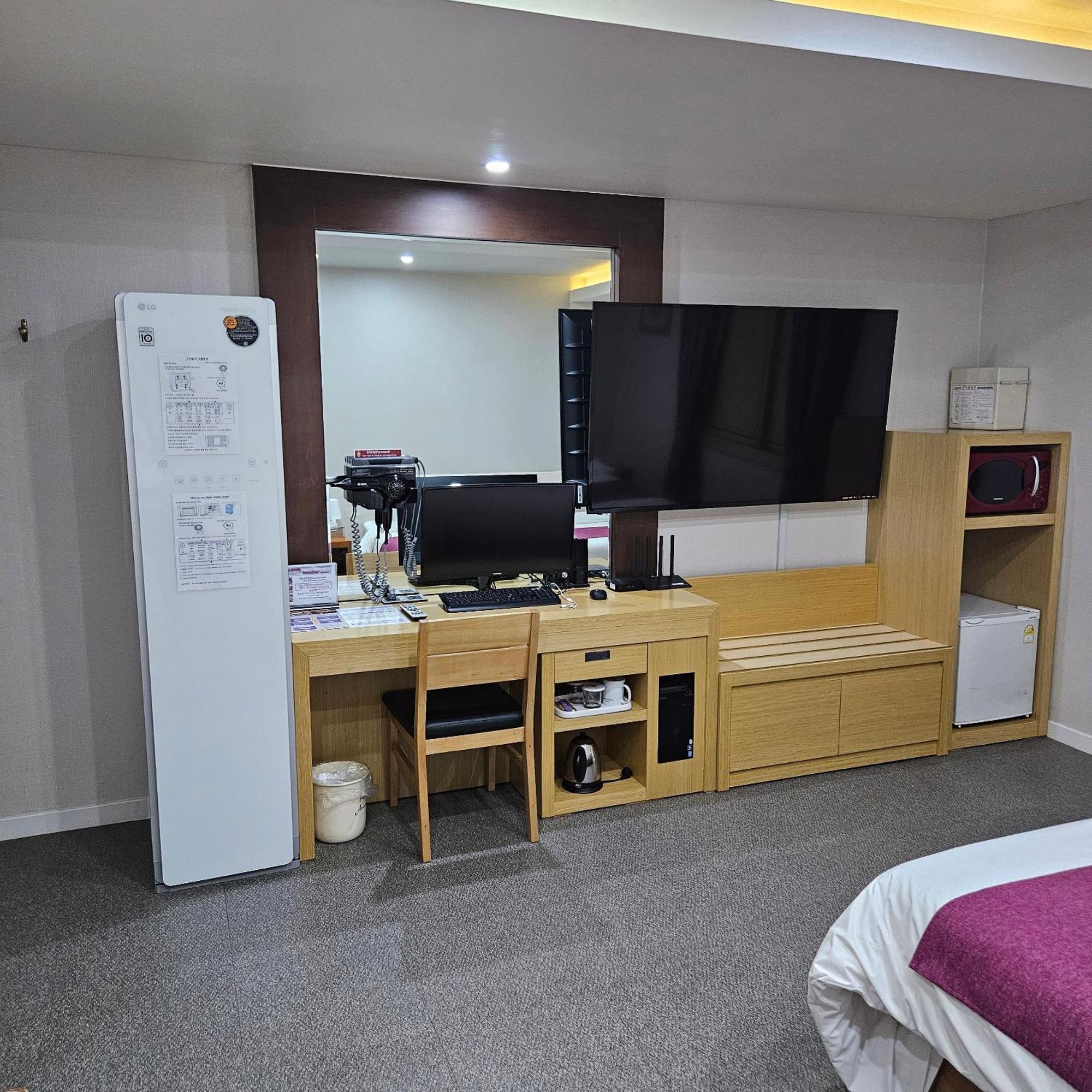 Symphony Hotel Σουγόν Εξωτερικό φωτογραφία