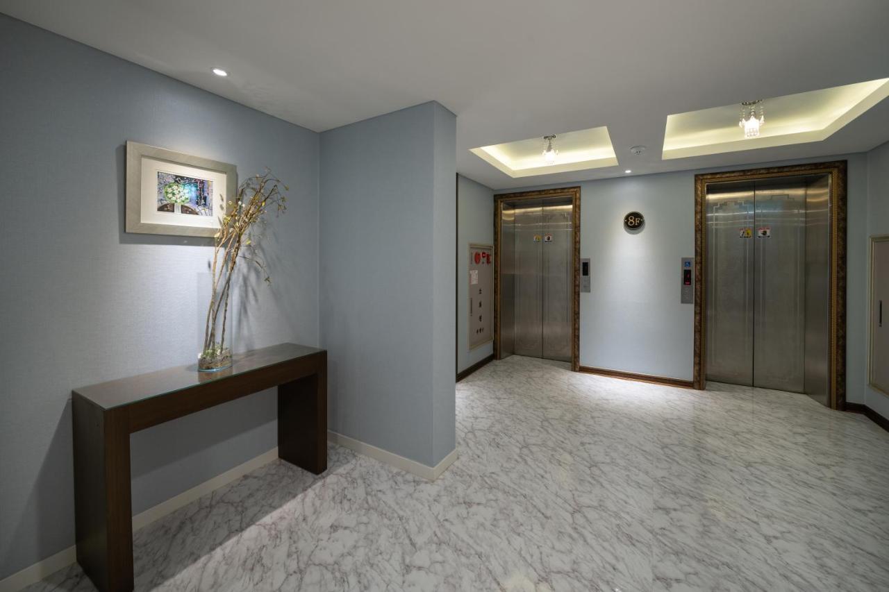 Symphony Hotel Σουγόν Εξωτερικό φωτογραφία
