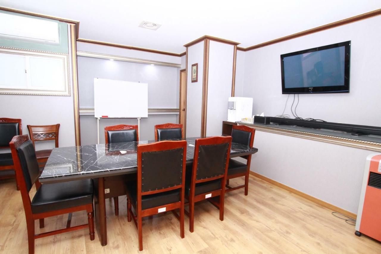Symphony Hotel Σουγόν Εξωτερικό φωτογραφία