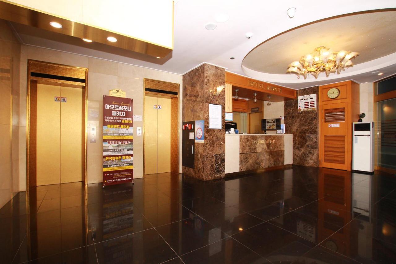 Symphony Hotel Σουγόν Εξωτερικό φωτογραφία